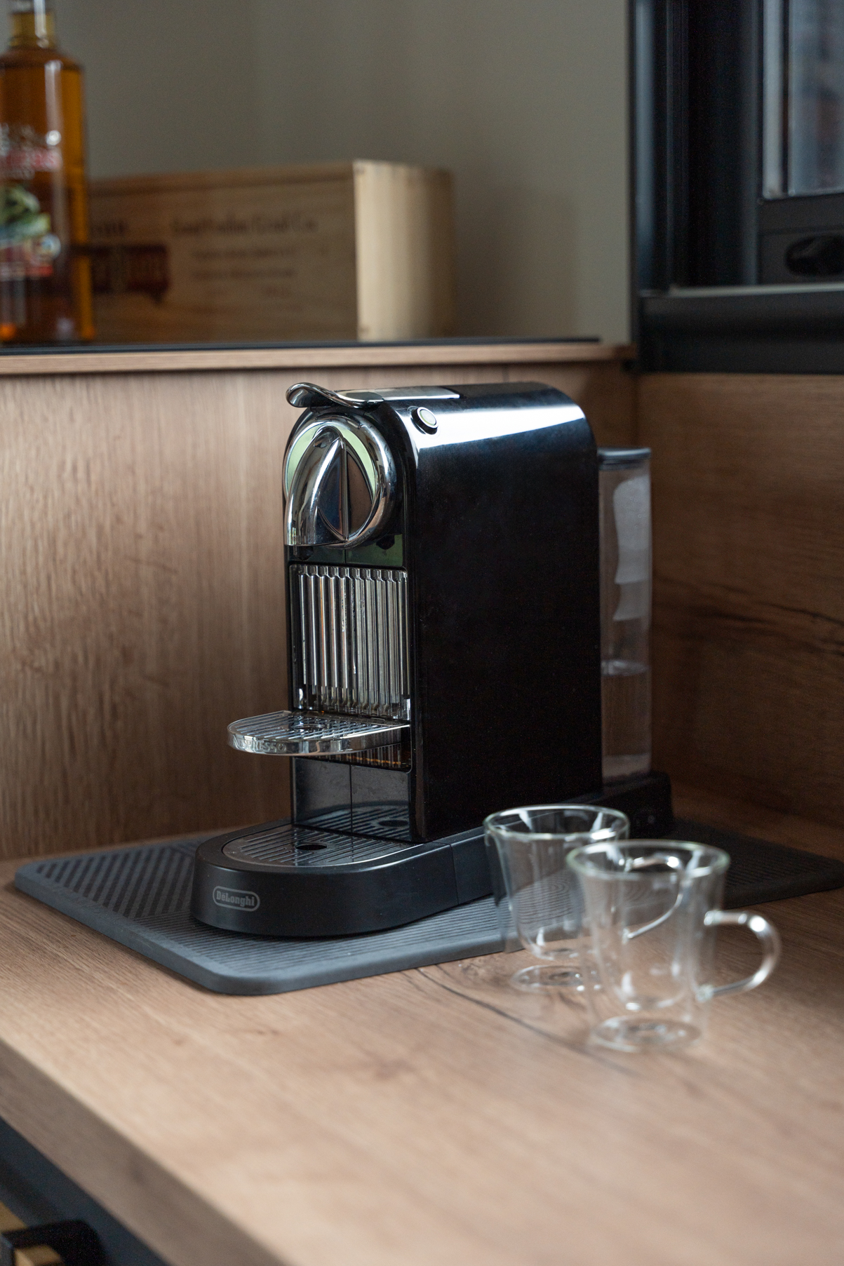 Détail Nespresso dans une cuisine Célestin